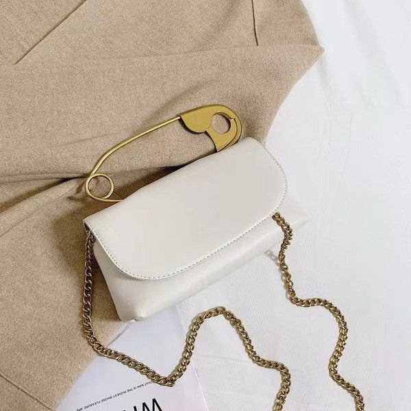 Safety Pin Purse – 33 Wishes